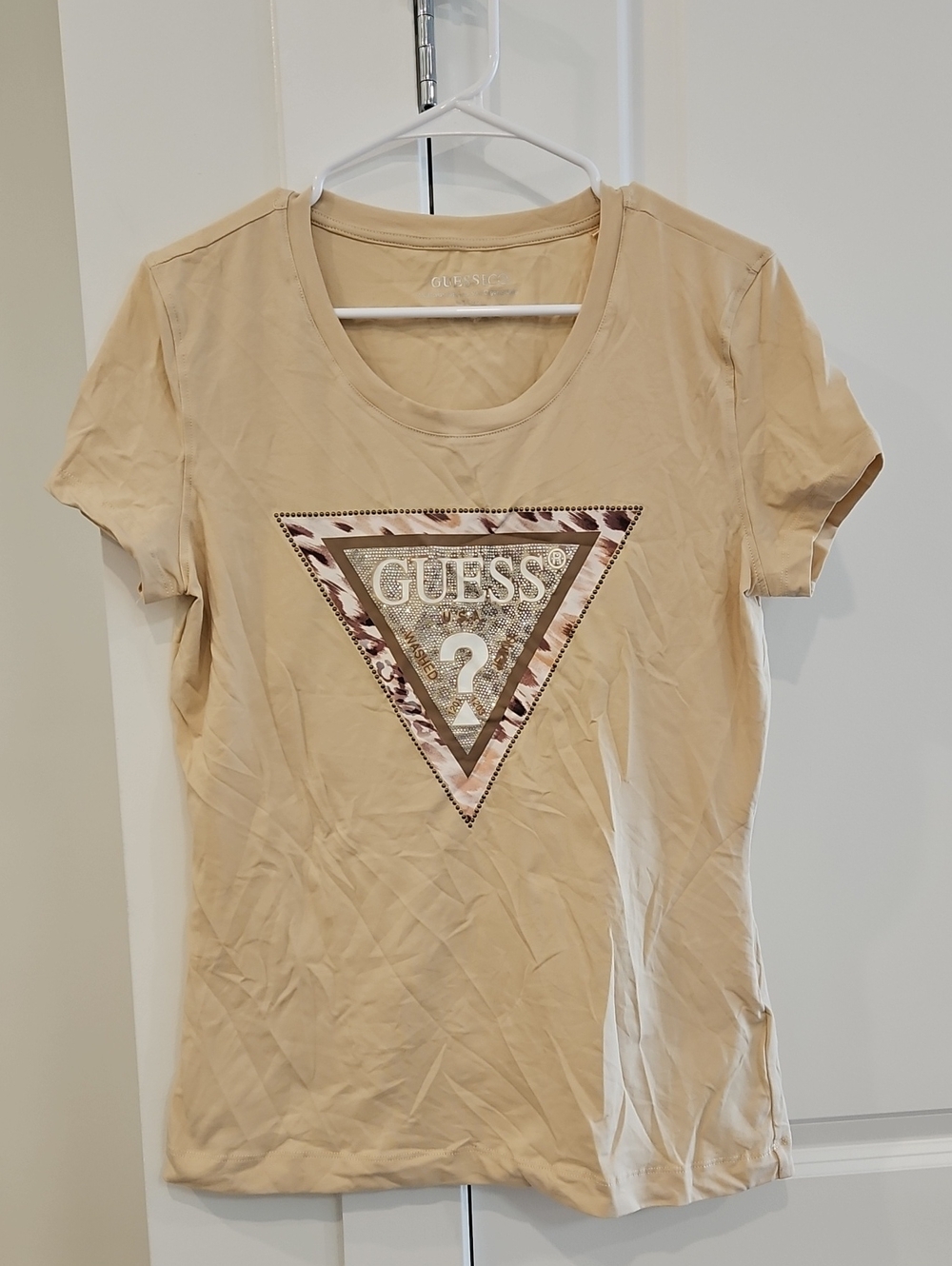 GUESS Beige Short-Sleeve Logo Triangle Tee